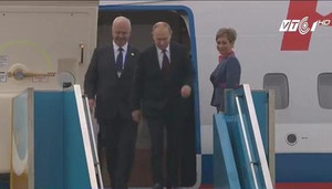 Video: Hình ảnh đầu tiên của Tổng thống Putin tại Đà Nẵng