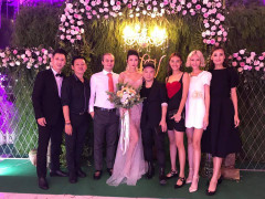 Top Model Kha Mỹ Vân xinh đẹp trong đám cưới với chồng Tây