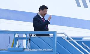 Ảnh: Chủ tịch Trung Quốc Tập Cận Bình mỉm cười vẫy tay chào Đà Nẵng