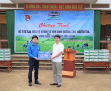 Vinamilk hỗ trợ 3 tỷ đồng cho người dân vùng lũ 3 tỉnh Yên Bái, Hòa Bình và Thanh Hóa