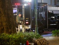 Mật vụ Mỹ dày đặc quanh khách sạn ông Trump ở