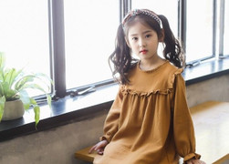 Tiểu tiên nữ Trương Bá Chi 'hút hồn' cư dân mạng vì quá đáng yêu