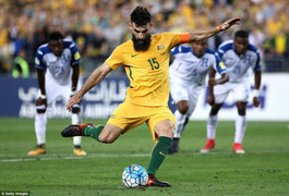 Cựu sao Ngoại Hạng Anh tỏa sáng, Australia giành quyền dự World Cup 2018