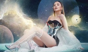 Thiều Bảo Trang tung MV mới độc đáo ‘không đụng hàng’