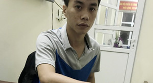 9X bị bắt tại trận khi đang bán ma túy ở quán nước