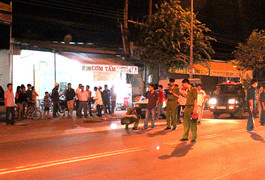 Nam thanh niên bị nhóm côn đồ đâm chết ngay trước cổng bệnh viện