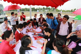 Việt Hưng Phát bàn giao đất cho khách hàng tại dự án Diamond City