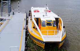 Miễn phí 10 ngày đi tàu buýt sông hiện đại nhất Sài Gòn