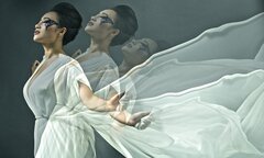 'Họa mi' Khánh Linh lột xác hóa 'ngài'