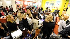 Những bí mật không phải ai cũng biết về ngày Black Friday