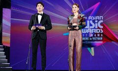 MAMA 2017: Hát live quá tệ, Chi Pu bị khán giả la hét, tẩy chay