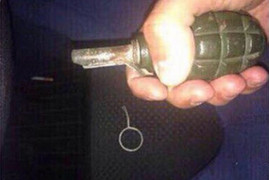 Tháo chốt lựu đạn để chụp ảnh, người đàn ông chết thảm