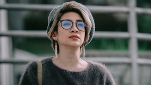 Pha Lê gây bất ngờ với hình ảnh khác lạ