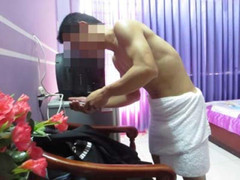Video: Triệt phá động 'trai đẹp' kích dục nam, bán dâm nữ ở Hà Nội