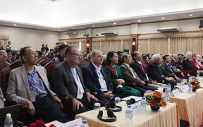 'Bác sĩ chữa những căn bệnh nguy hiểm nhất xã hội' đến từ 11 quốc gia gặp mặt ở Việt Nam