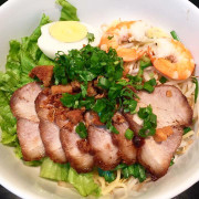 Vét sạch nồi cơm với công thức làm thịt xá xíu siêu ngon của mẹ Việt tại Canada