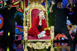 Sao đại chiến: Miu Lê ngông nghênh rap nguyên một bài đả kích Dương Cầm