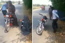 Video: Nhóm cướp tinh vi dàn cảnh cướp xe, ví, điện thoại trong 30 giây