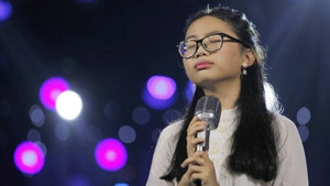 Bị đồn bỏ học chạy show, Phương Mỹ Chi phản pháo