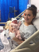 Ảnh vết mổ sau sinh của bà mẹ trẻ khiến mọi người thay đổi suy nghĩ 'sinh mổ thì sướng'