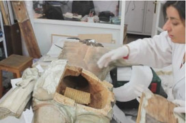 Tìm thấy văn tự bí ẩn trong tượng chúa Jesus thế kỷ 18