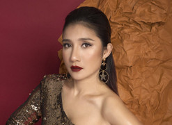 Sinh nhật tuổi 40, MC Cát Tường khoe vẻ quyến rũ khiến nhiều người bất ngờ