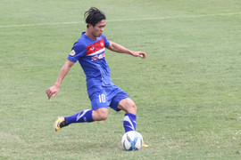 U23 Việt Nam tập sơ đồ 3 hậu vệ, Công Phượng ghi cú đúp