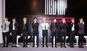 Nhóm NCT127 tỏ tình bằng tiếng Việt với fan hâm mộ