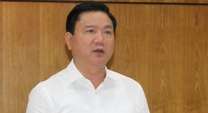 Sự nghiệp của ông Đinh La Thăng