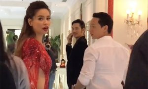 Kim Lý kiên nhẫn đợi Hà Hồ chụp ảnh với khán giả sau show diễn