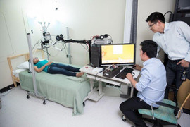 Thiết bị giám sát giấc ngủ của giáo sư người Việt