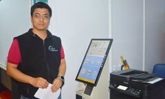 Máy in 'không người lái' có thể tự động gửi email báo cáo khi... hết giấy