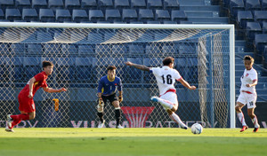 Vùi dập đội yếu, U23 Việt Nam để lộ điểm yếu không ngờ