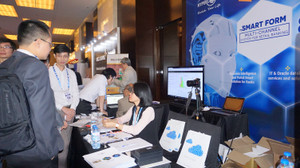 Công ty công nghệ Hyperlogy giới thiệu phần mềm ứng dụng trí tuệ nhân tạo vào các ngân hàng Việt