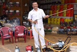 Cải tiến thành công máy xịt - rửa và máy bơm lùa tiện dụng