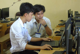 Sáng chế máy điểm danh của học sinh trường làng