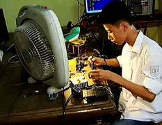 Cậu học trò với sáng chế 'Hệ thống làm mát bằng tháp bay hơi'