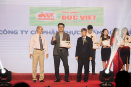 Thực phẩm Đức Việt lọt Top 100 Sản phẩm – Dịch vụ Tin & Dùng 2017
