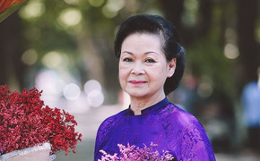 Khánh Ly trả nợ khán giả Hải Phòng sau sự cố huỷ show