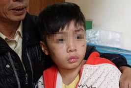 Bé 10 tuổi bị bạo hành: Các hội đoàn thể ở đâu?