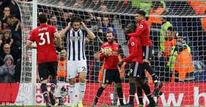 Lukaku lại ghi bàn, MU giữ khoảng cách với Man City 11 điểm