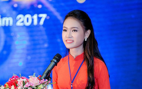 'Cô gái vàng' của Hoa hậu Việt Nam lại giành thêm giải thưởng Khoa học