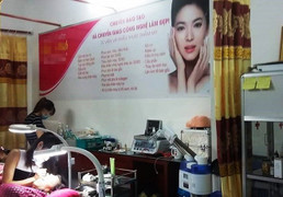 Cô gái mù mắt sau khi tiêm filler: 'Không có bạn trai, tôi đã không gắng gượng được đến lúc này'