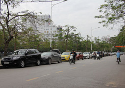 Hải Phòng cấm đỗ xe dải trung tâm thành phố: Xe ô tô được đỗ ở đâu?