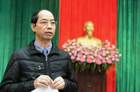 Khaisilk bán lụa Trung Quốc: Kỷ luật 2 cán bộ quản lý thị trường