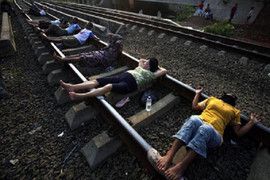 Những kiểu chữa bệnh kỳ cục nhất lịch sử