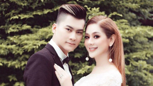 Lâm Khánh Chi: Tôi mặc 15 bộ váy cưới, chú rể mặc 13 bộ lễ phục