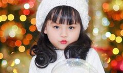 Mẫu nhí xinh như thiên thần trong bộ ảnh đón Giáng sinh