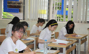 Đề thi học kỳ 1 lớp 12 môn Toán THPT tại chuyên Amsterdam năm 2017