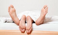 Sắp có gel tránh thai đầu tiên cho đàn ông bằng cách... bôi vào tay